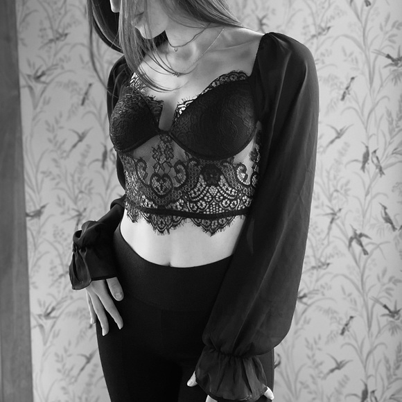 Fashion Nova Sheer Lace Off the Shoulder Crop Top - Picture 3 of 8